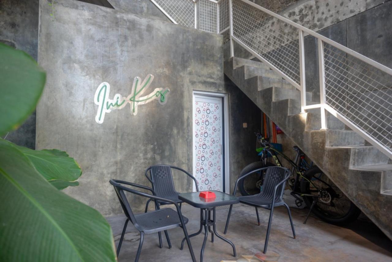RedDoorz near Jumbo Mall Sragen Exterior foto